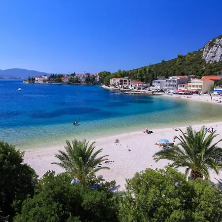 Empire Апартаменты