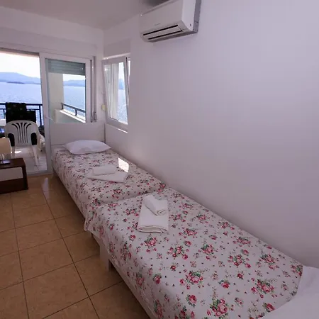 Apartman Empire *