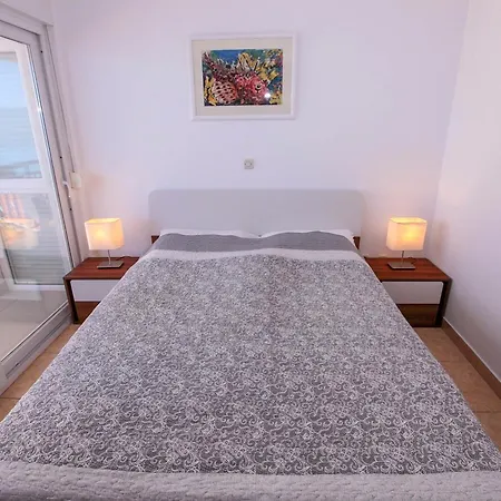 Empire Apartman