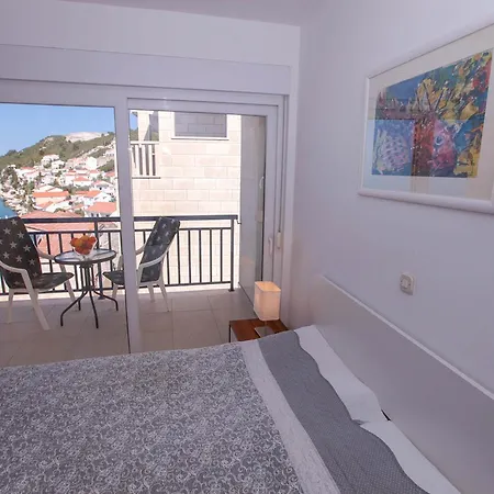 Apartman Empire *